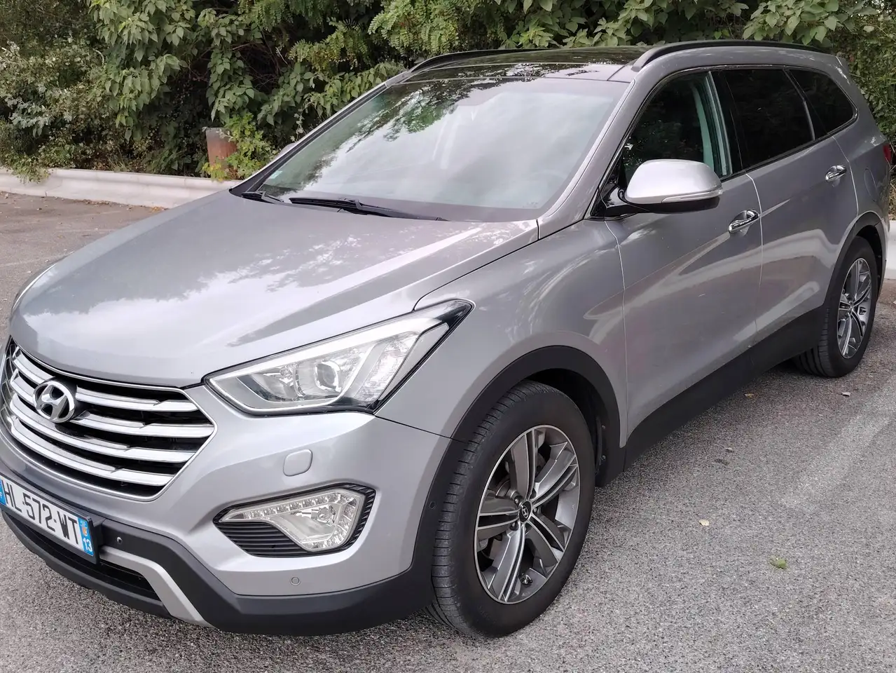 Hyundai Grand Santa Fe