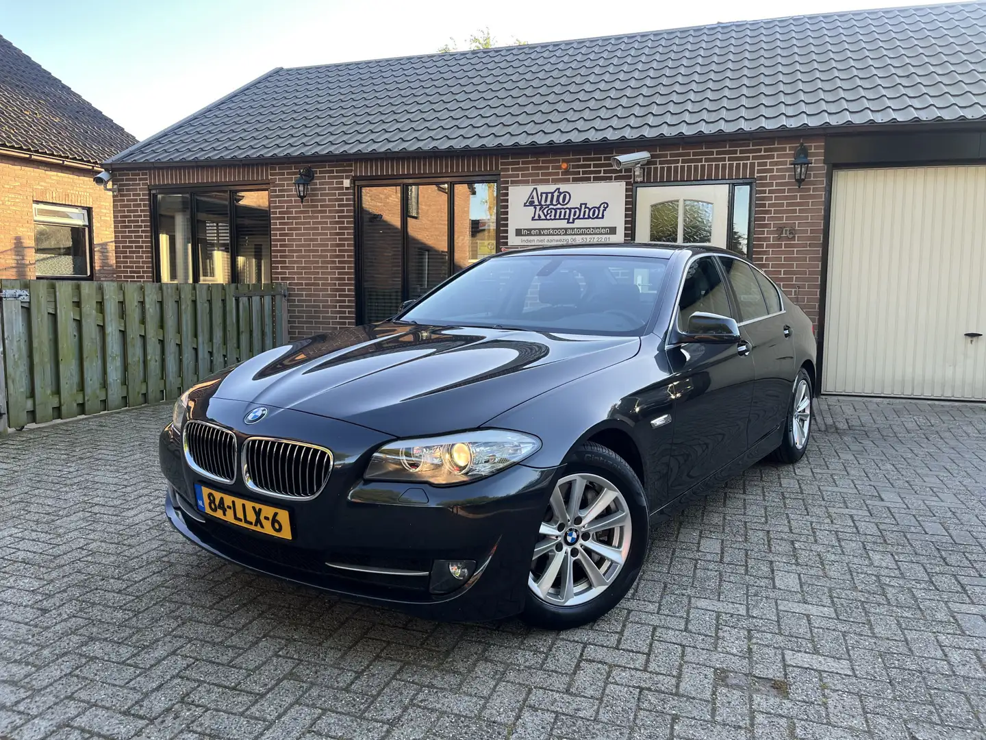 BMW 528 5-serie 528i Automaat Trekhaak Youngtimer Grijs - 1