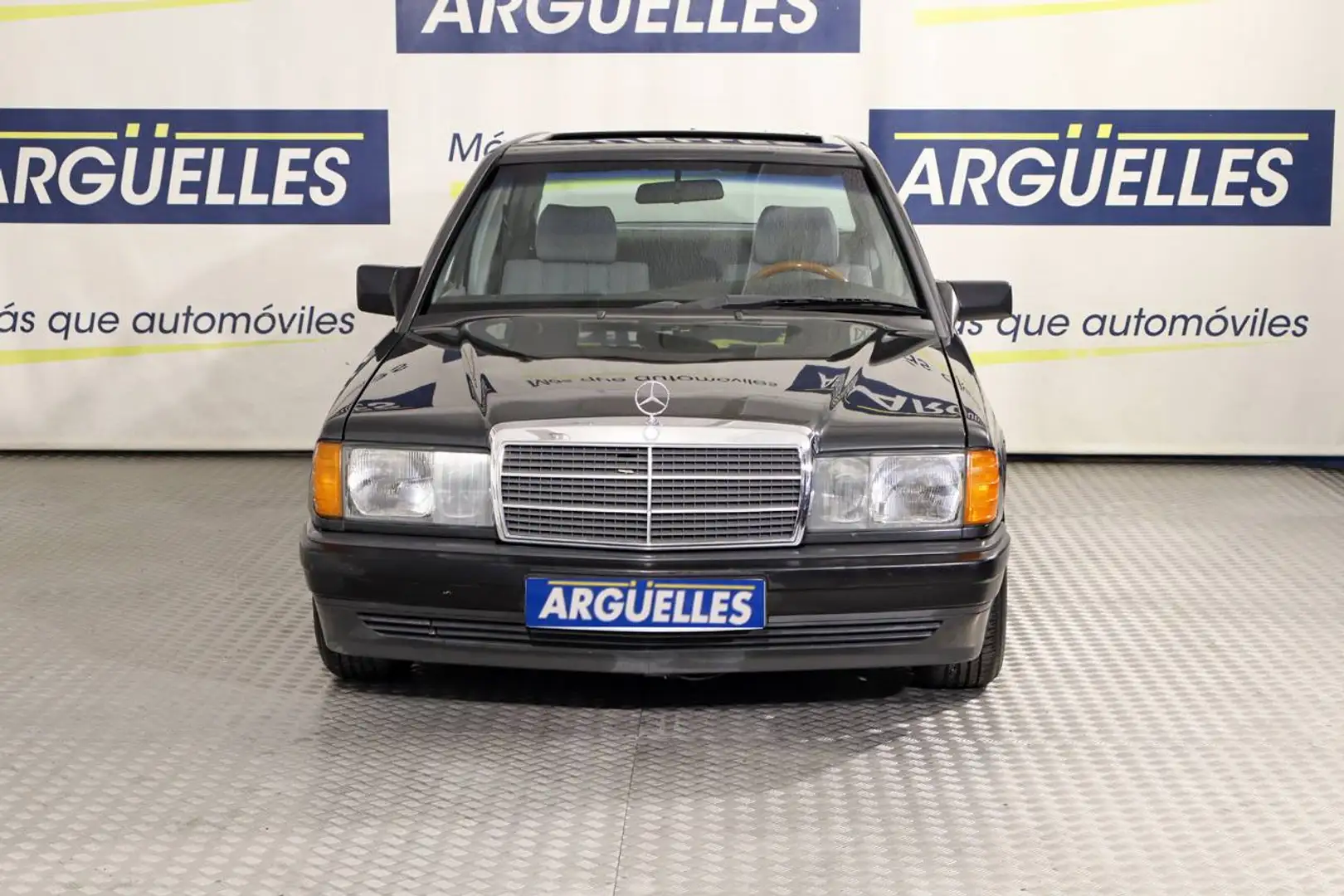 Mercedes-Benz 190 E 2.6 160cv Gris - 2