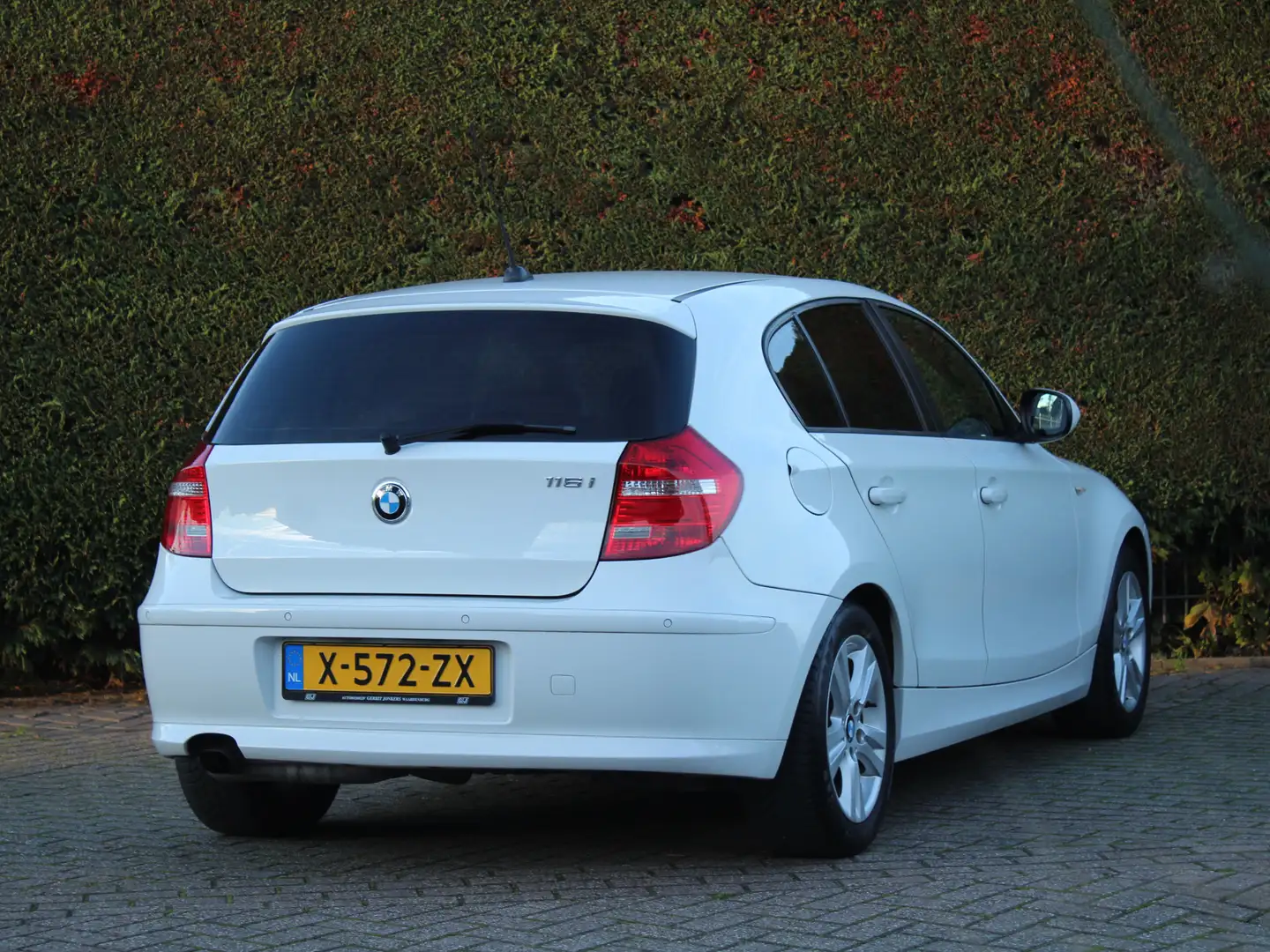 BMW 116 1-serie 116i Business Line | Stoelverwarming | Cru Blanco - 2