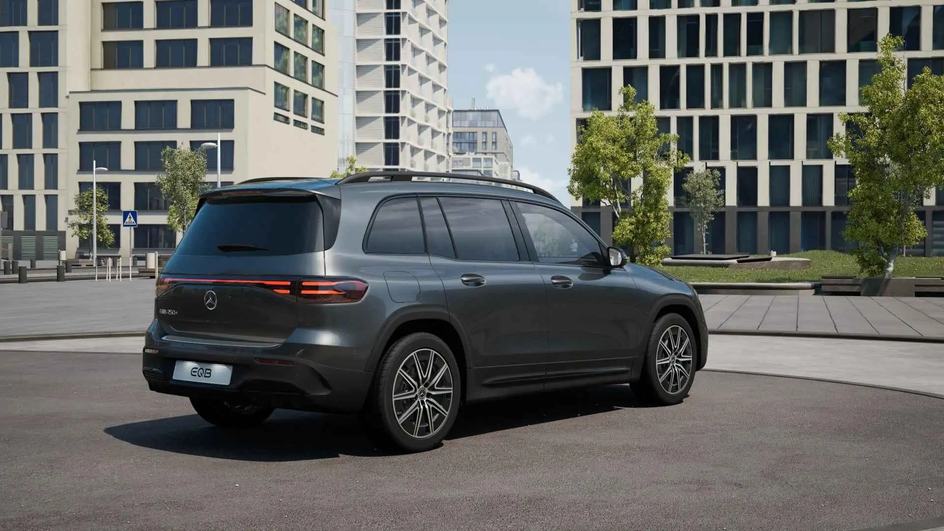 Mercedes-Benz EQB 250 250+ AMG Line 71 kWh | Night | Facelift | Panorama Grijs - 2
