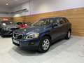 Volvo XC60 2.4D Momentum Azul - thumbnail 1