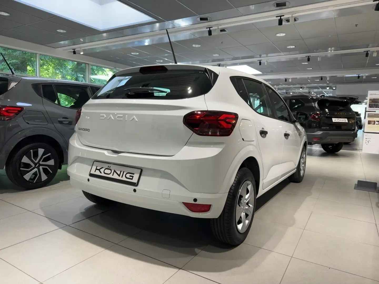 Dacia Sandero Essential TCe 90 Blanc - 1