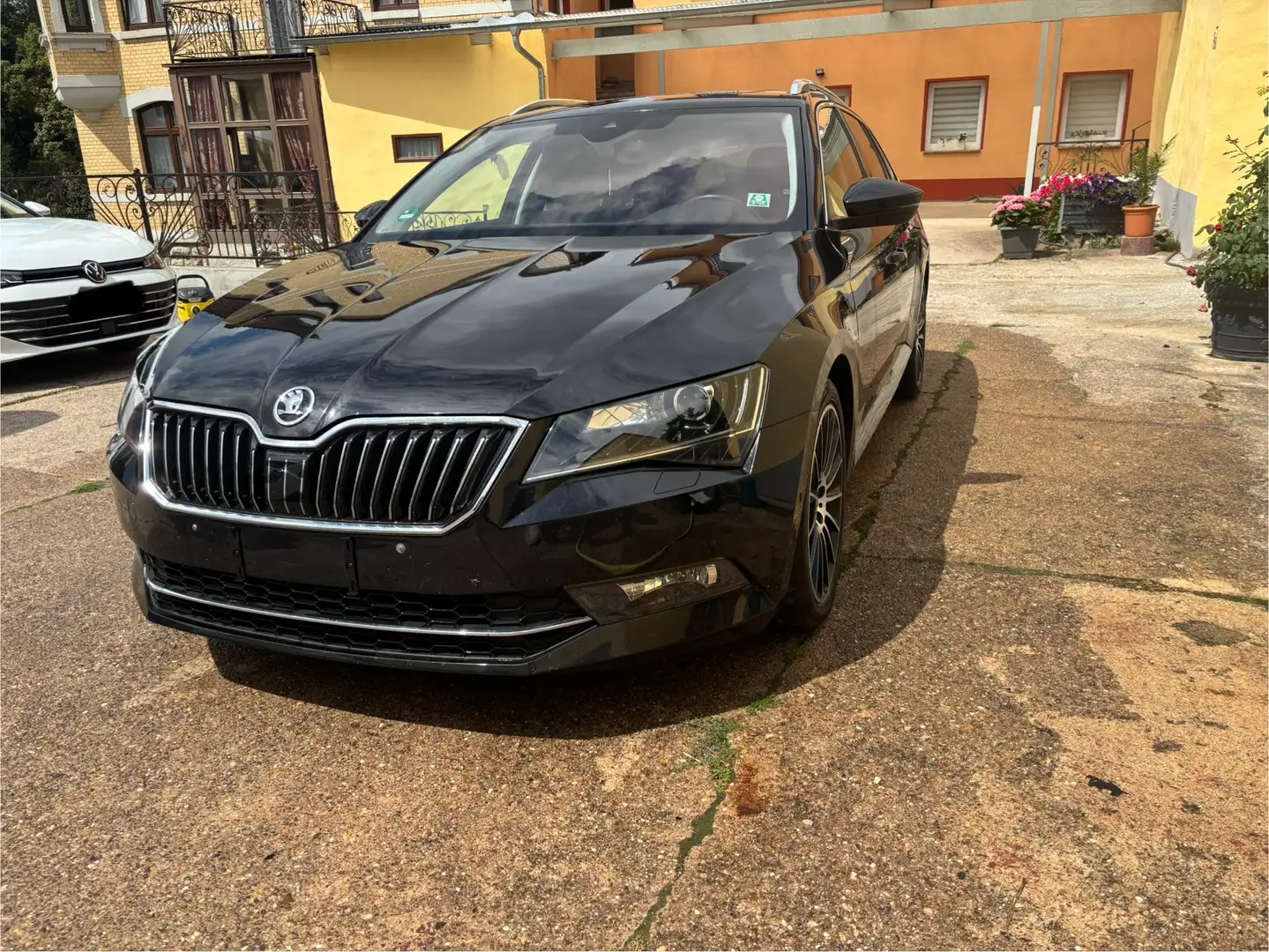 Skoda Superb Ambition Schwarz - 2