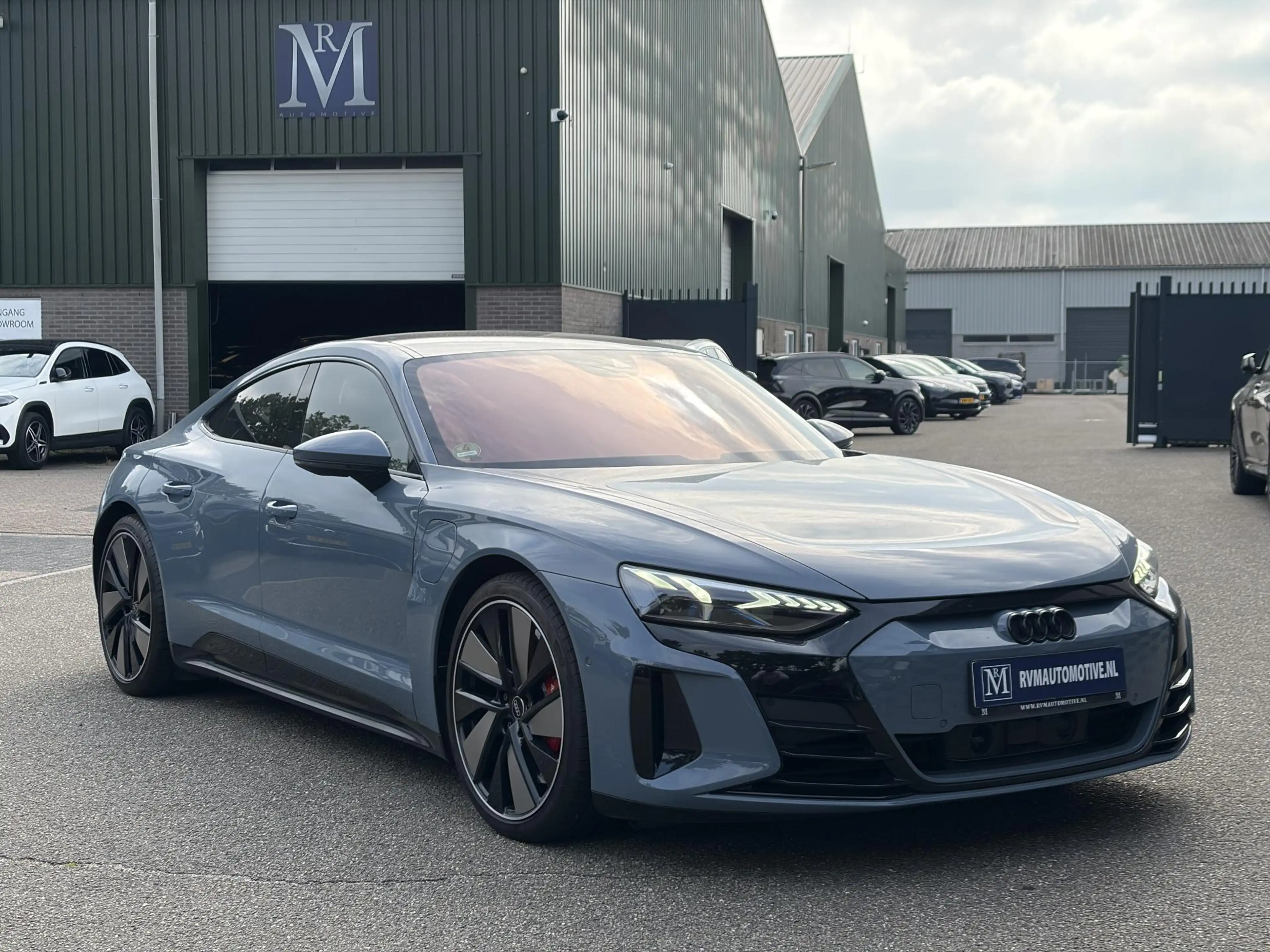 Audi e-tron GT GT 93 kWh 4WD VAN: 56.900,- VOOR: 53.877,- UW HERS — photo 11