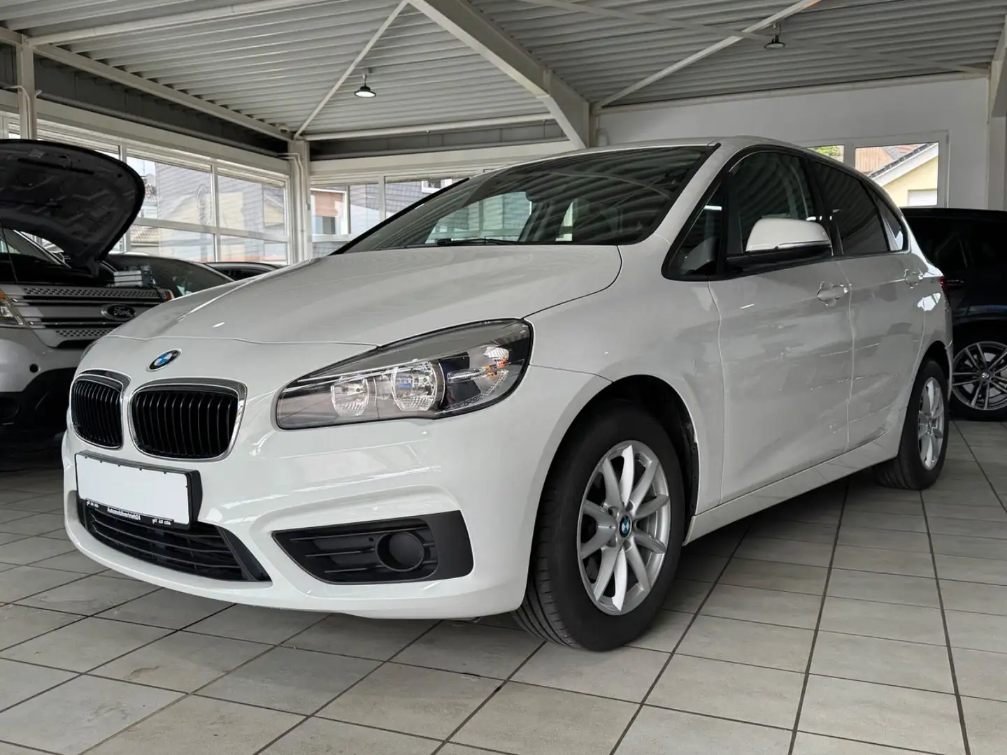 BMW 218 i Active Tourer/KLIMA/SHZ/BT/TEL/ALU/2.HD Blanc - 1