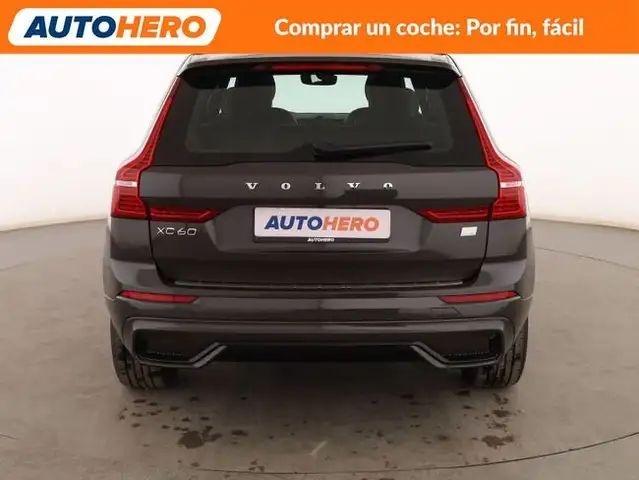 Volvo XC60 view 5