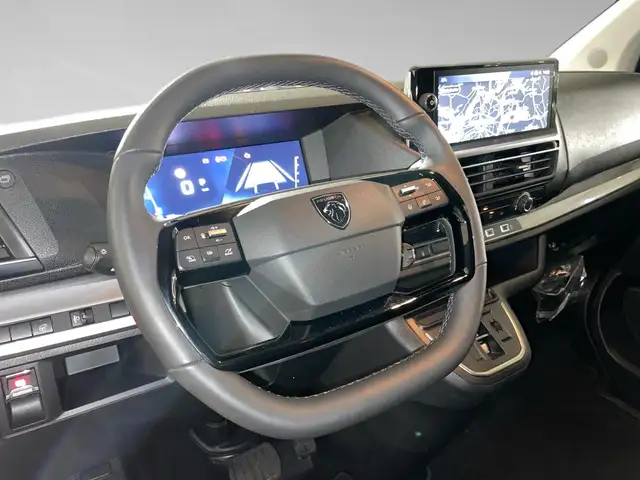 Peugeot Traveller view 8