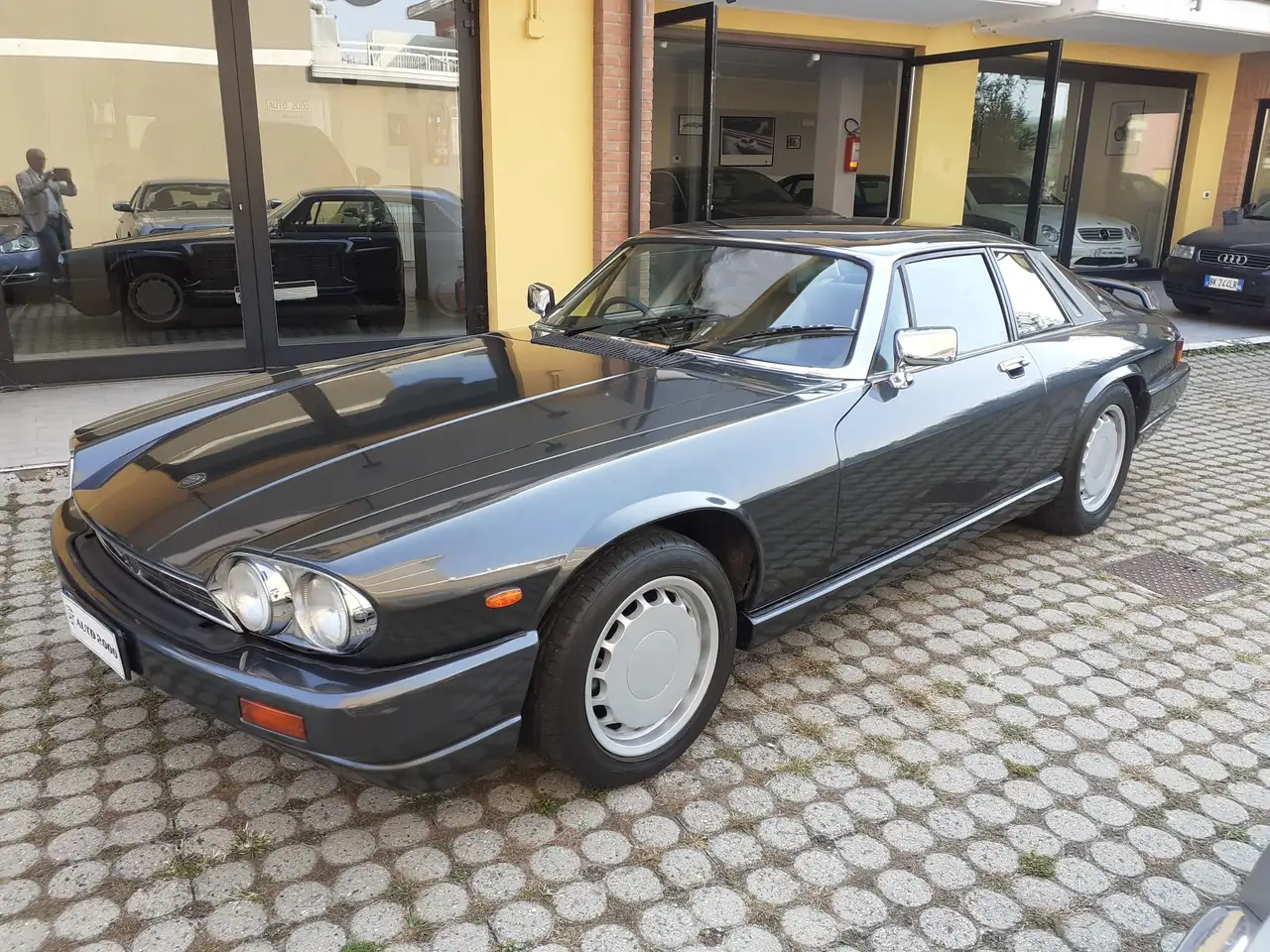 Jaguar XJS TWR 5.3 V12 coupe' A.S.I. guida a DX, foto 2
