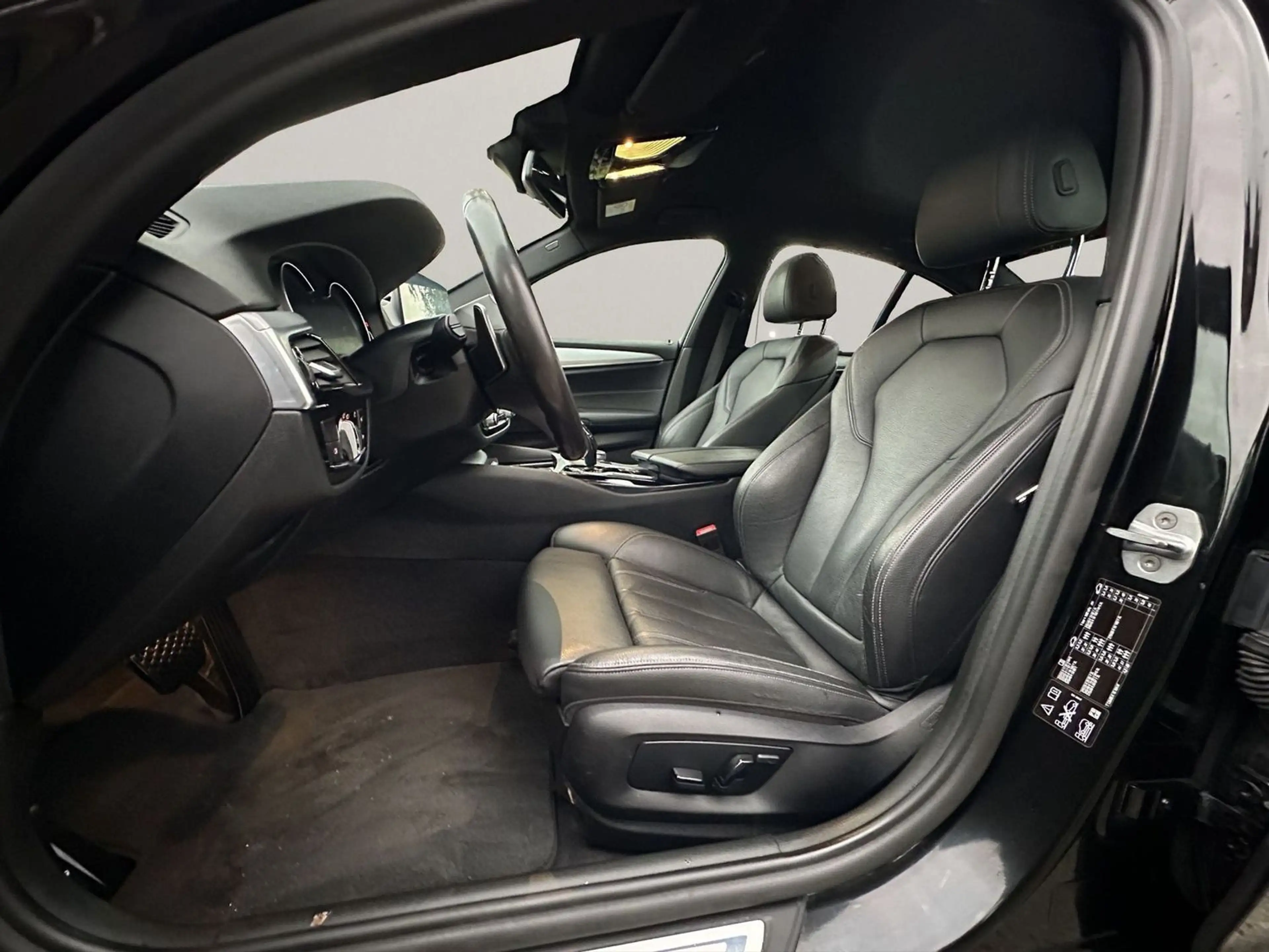 BMW 540 i xDrive /Rückfahrkamera/ Digital Cockpit /LED — photo 9