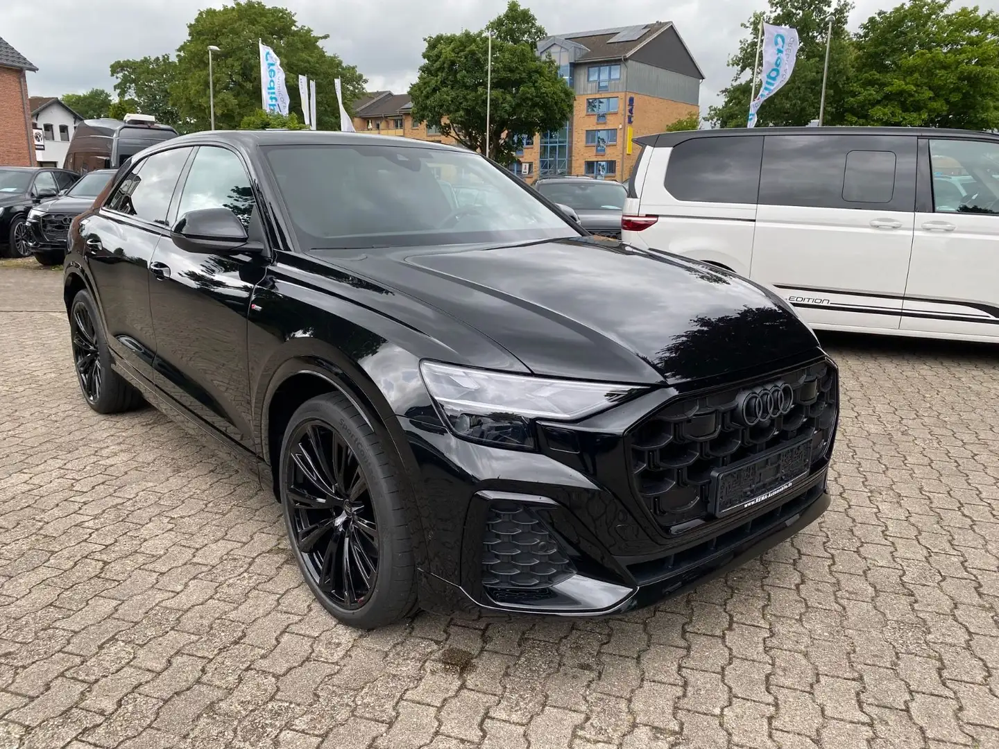 Audi Q8 50 TDI qu Pannorama Allradlenkung S line Schwarz - 1