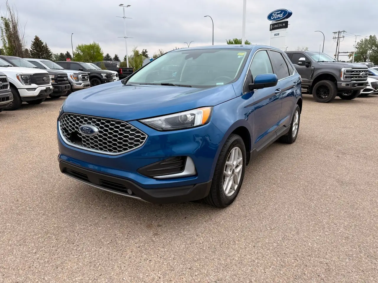 2024 Ford Edge