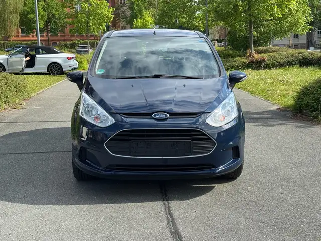 Ford B-Max view 10