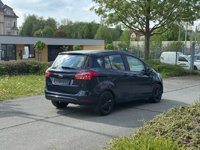 Ford B-Max view 6