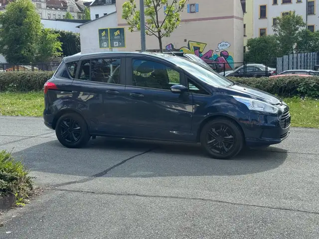 Ford B-Max view 7