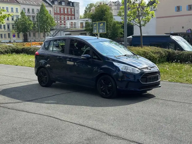 Ford B-Max view 9