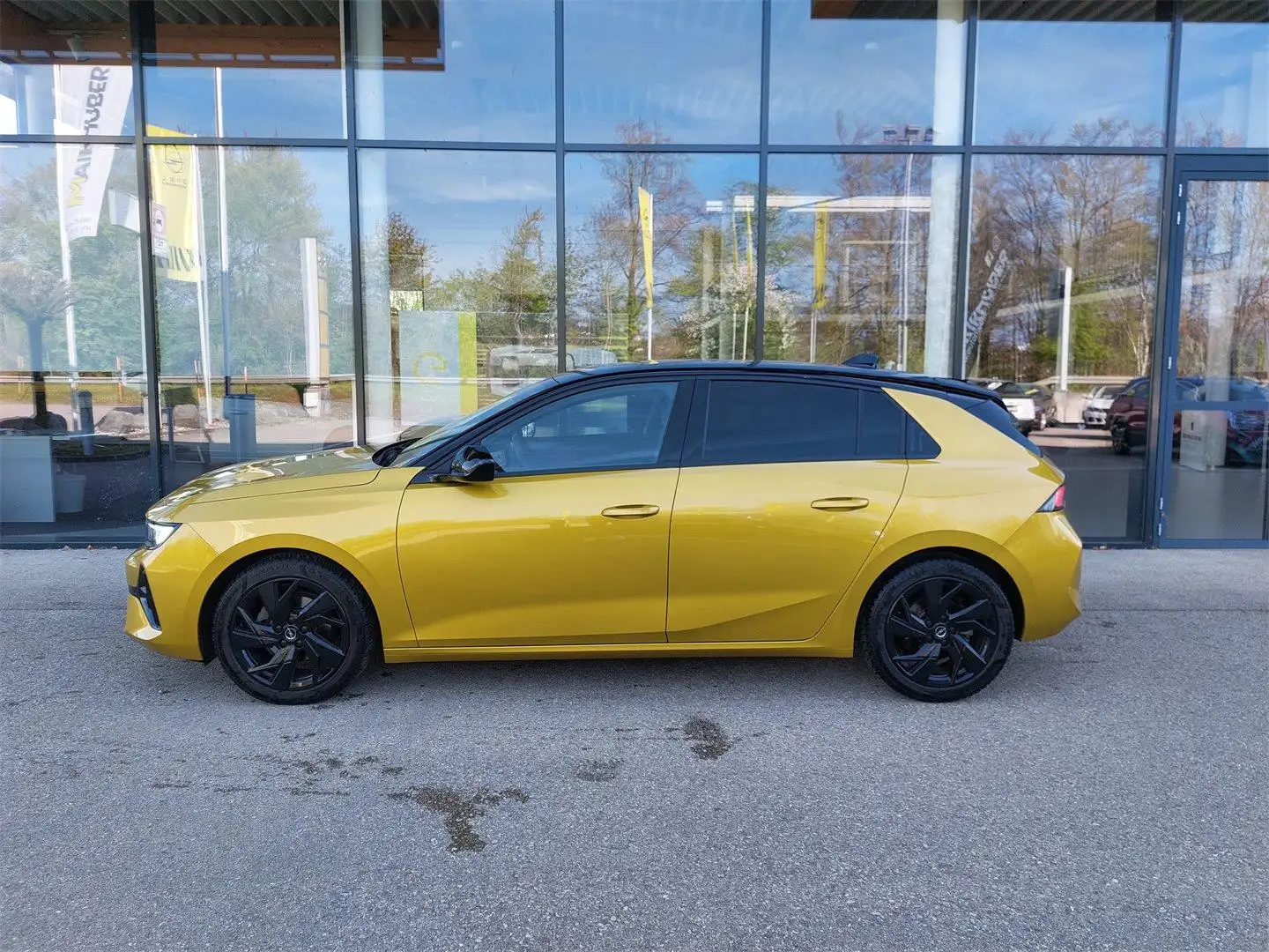 Opel Astra GS Line 5tg 1,2 130PS 6G Jaune - 2