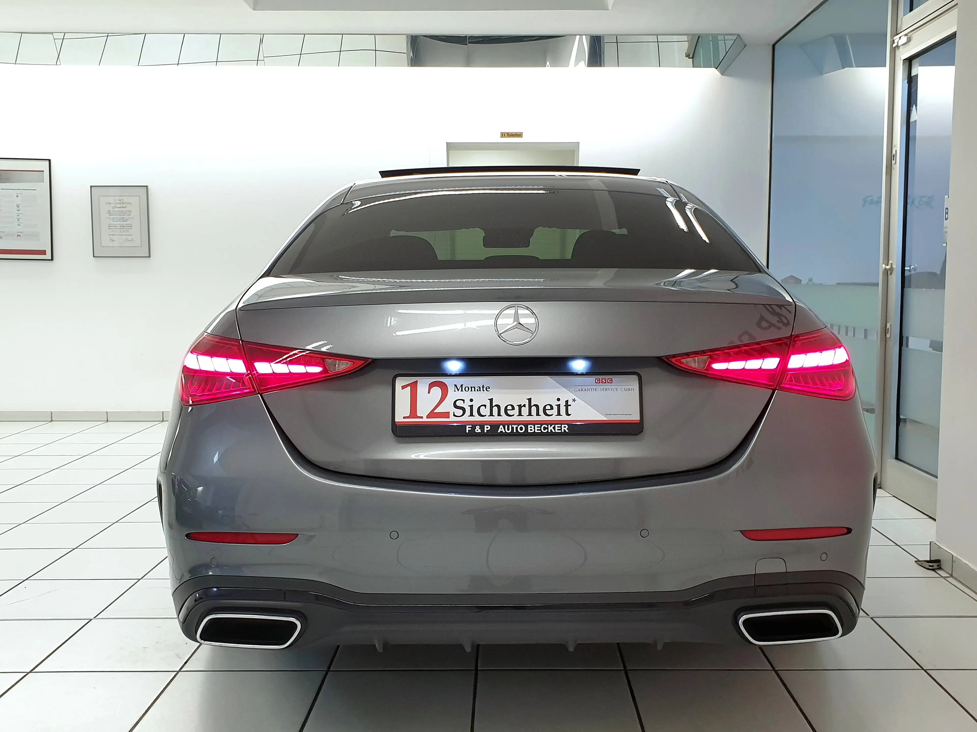 Mercedes-Benz C 200 C 200 d 9G AMG LINE NIGHT MBUX VIRTUAL PANO AMB+ — photo 4