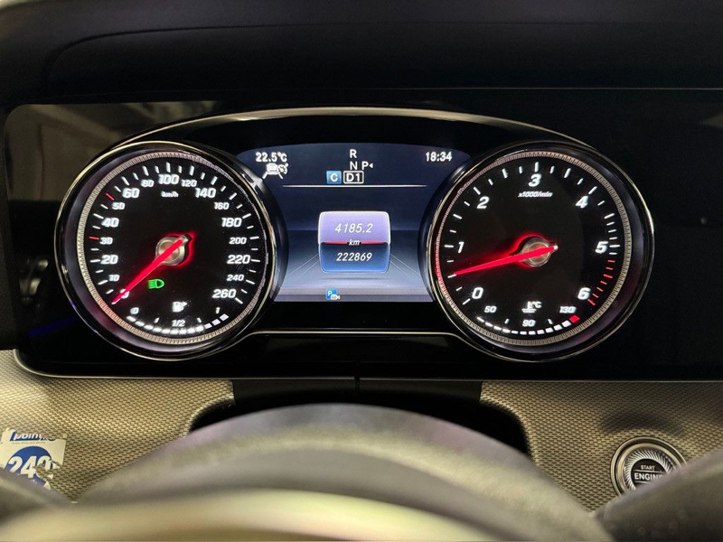 Mercedes-Benz E 350 T-Modell E 350 d Avantgarde 1.Hand ACC LED AHK — photo 11
