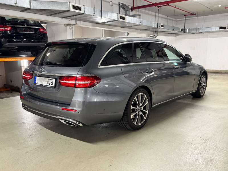 Mercedes-Benz E 350 T-Modell E 350 d Avantgarde 1.Hand ACC LED AHK — photo 3