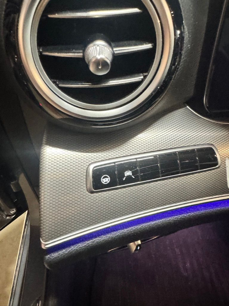Mercedes-Benz E 350 T-Modell E 350 d Avantgarde 1.Hand ACC LED AHK — photo 12