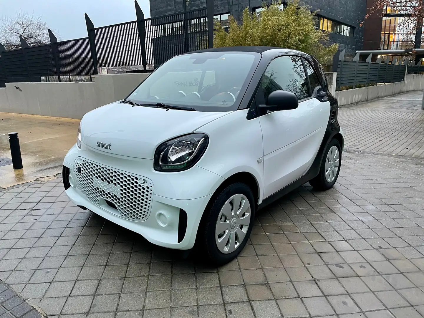 smart forTwo coupe EQ Blanco - 2