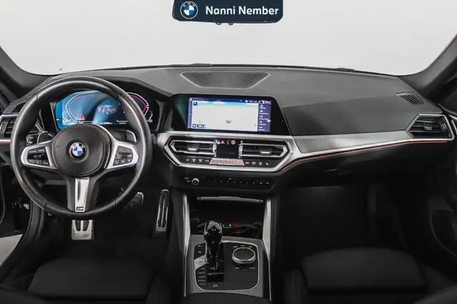 BMW 4 Series view 11
