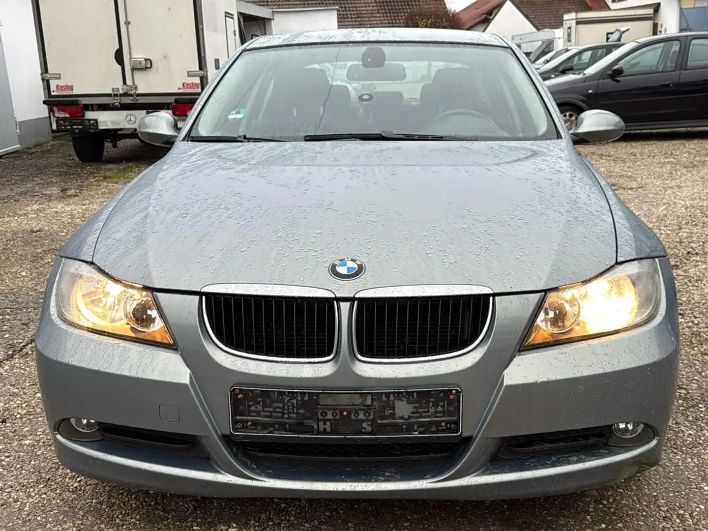 BMW 318 318i Grau - 1