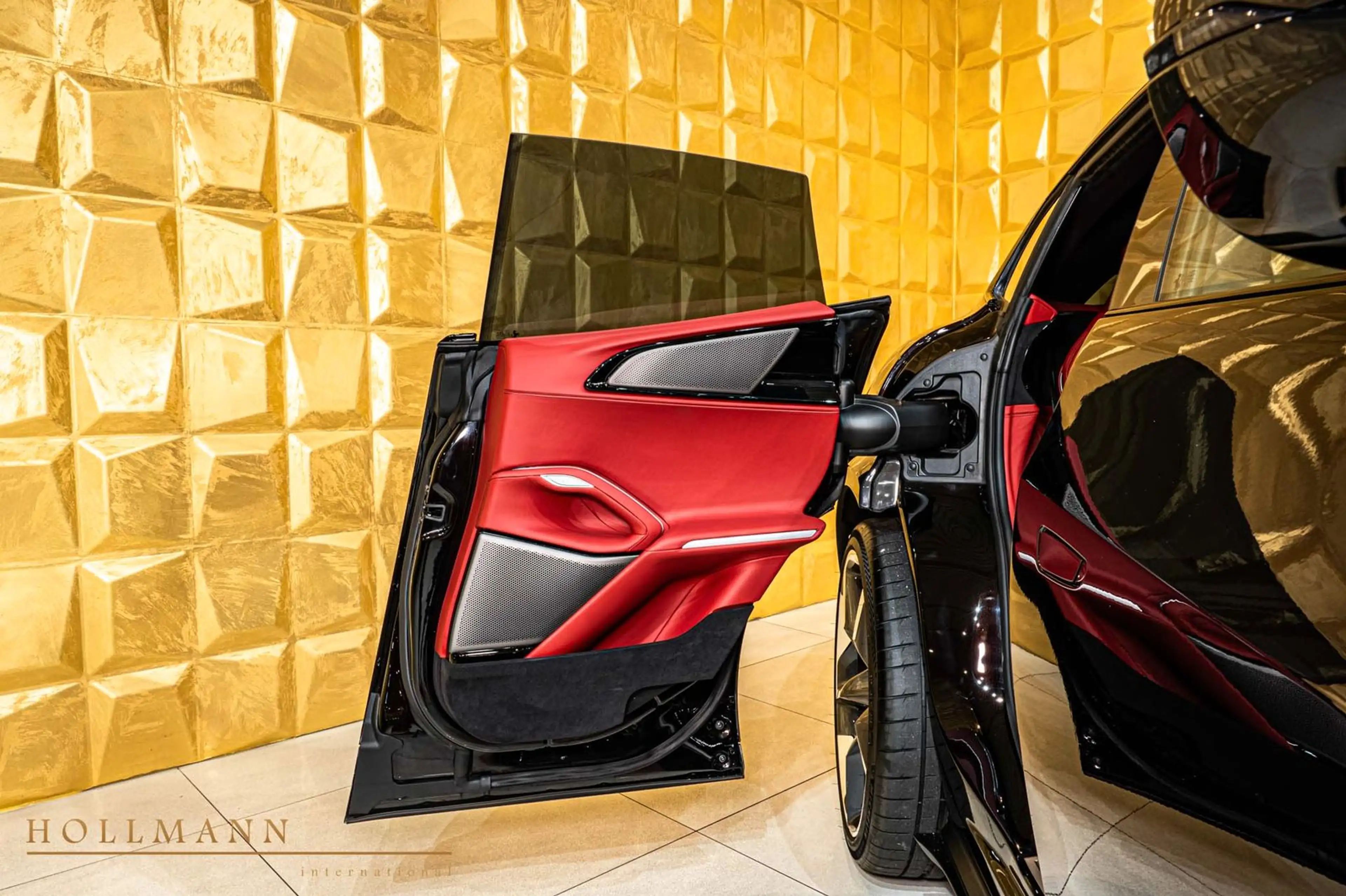 Ferrari Purosangue + CARBON + PANO + VENILATION — photo 13