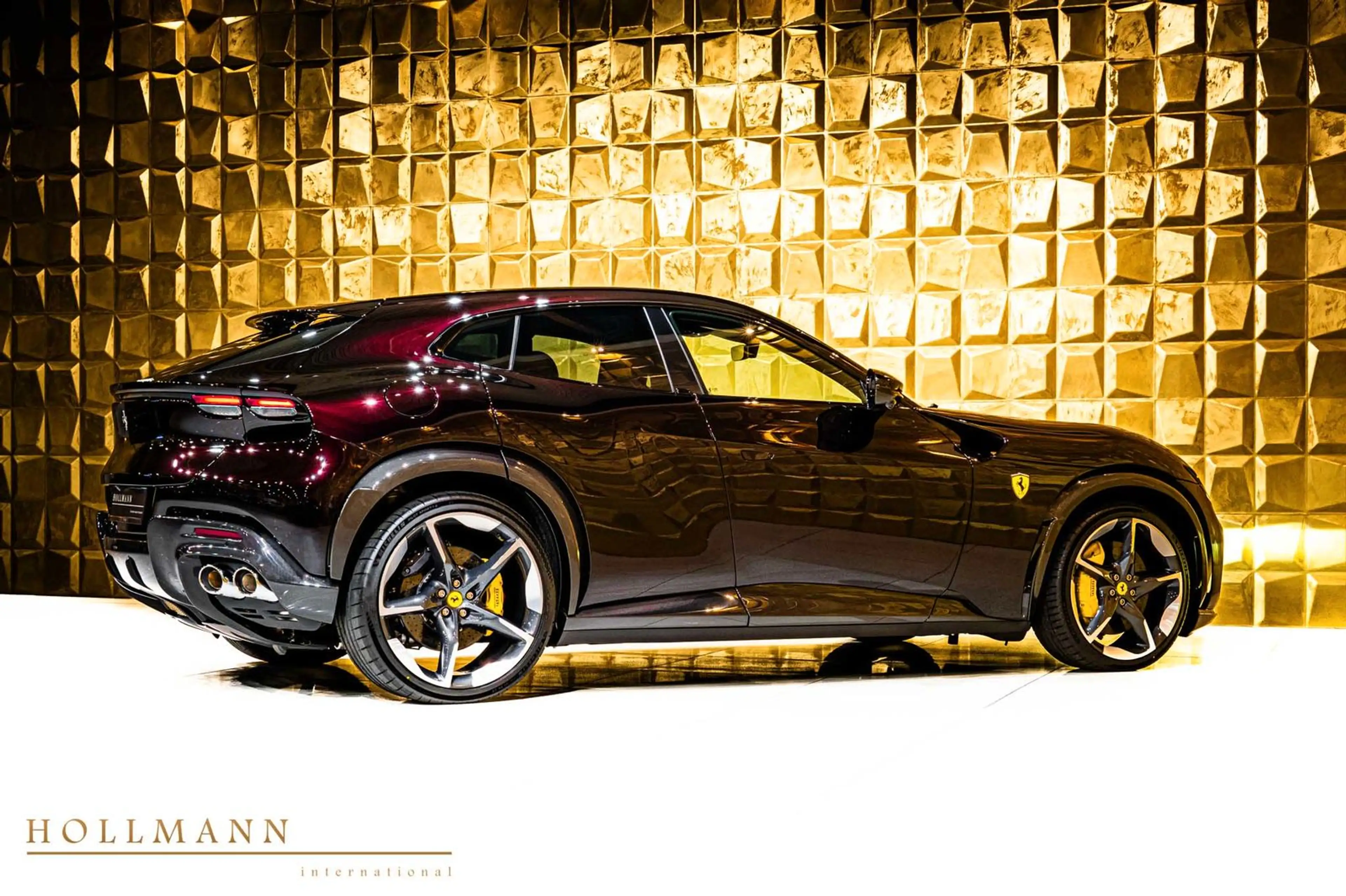 Ferrari Purosangue + CARBON + PANO + VENILATION — photo 3