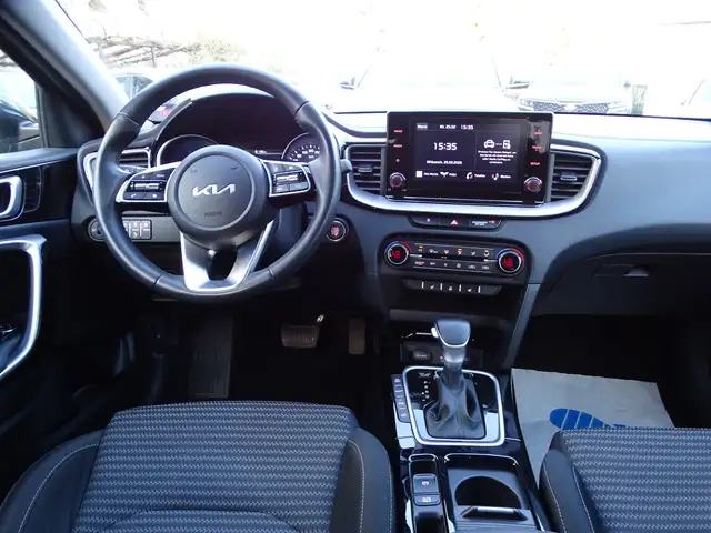 Kia Ceed view 9