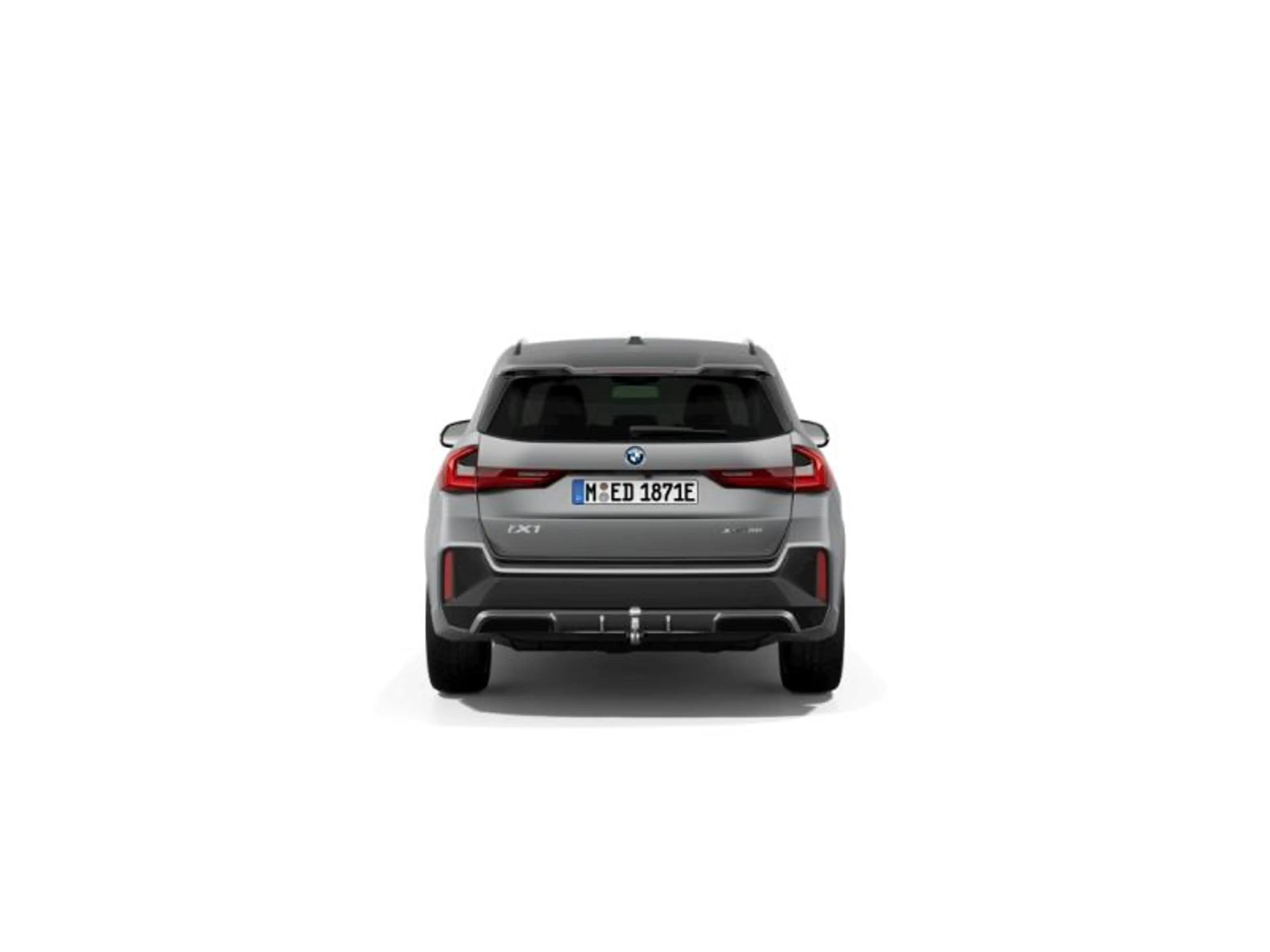 BMW iX1 30 — photo 4