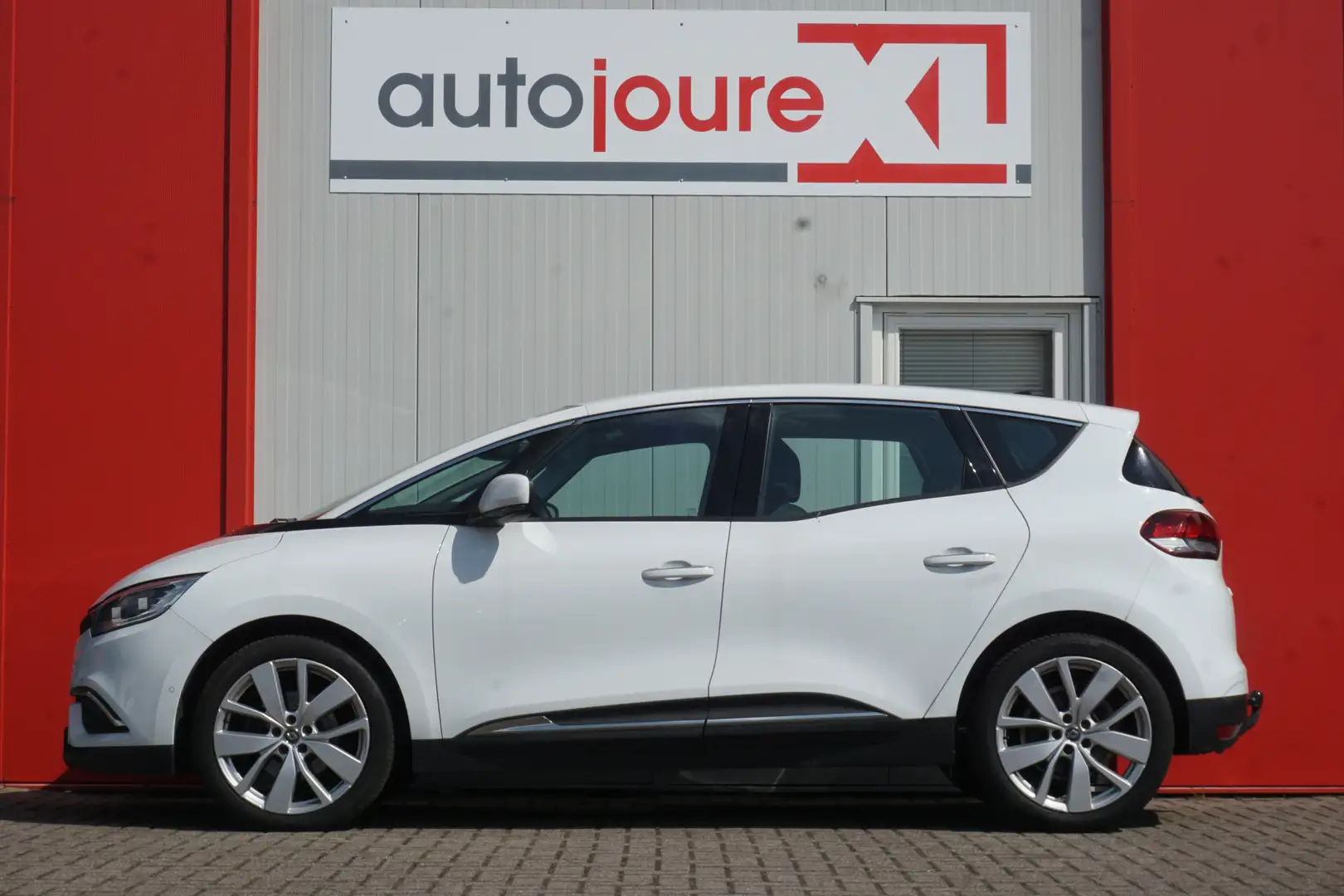 Renault Scenic 1.5 dCi | Trekhaak | Navigatie | Cruise Control | Weiß - 2