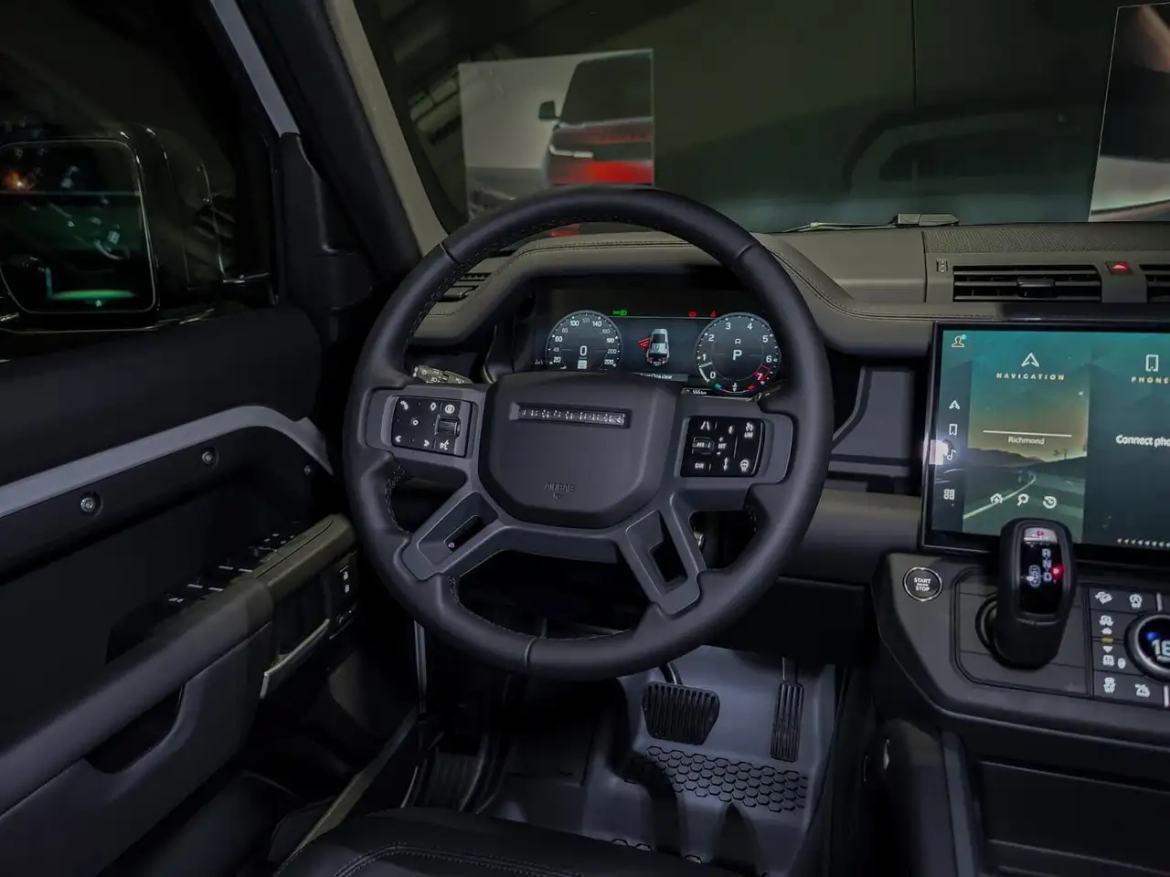 Land Rover Defender снимка Land Rover Defender