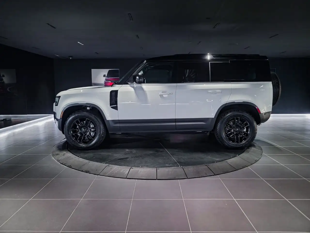 Land Rover Defender снимка Land Rover Defender