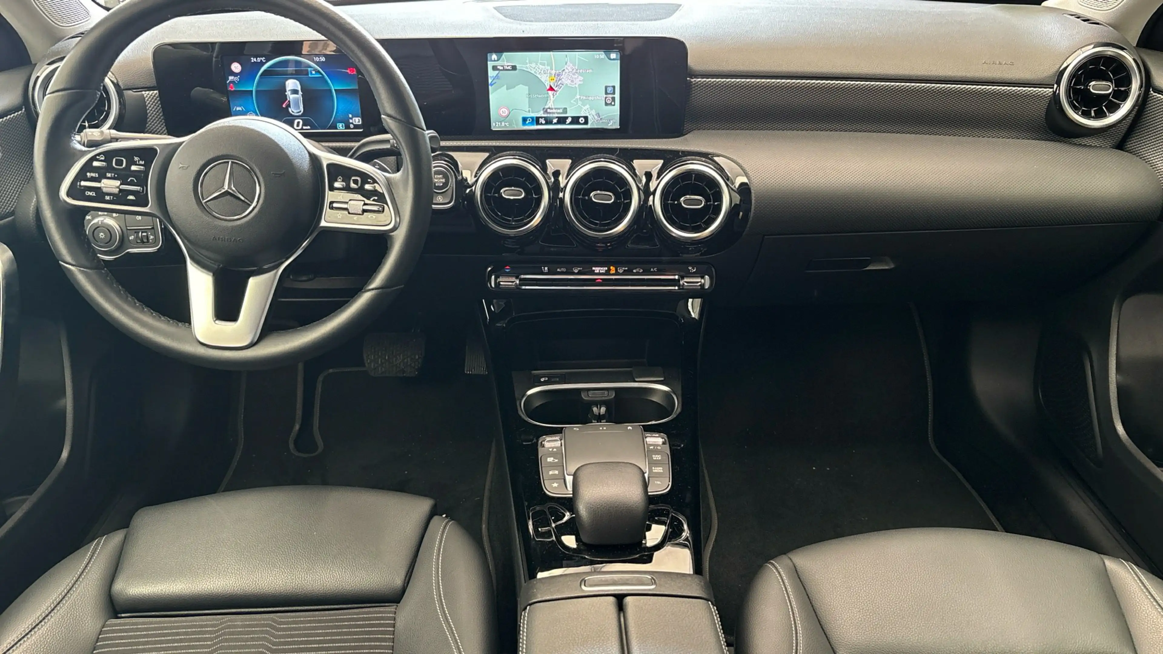 Mercedes-Benz A 220 A 220 NAVI KLIMAAUT RADIO TEMPO MFL SHZ VC PDC ACC T-Leder — photo 7
