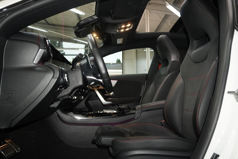 Mercedes-Benz CLA 35 AMG 4Matic Night-Paket Multibeam MBUX Pano 360 — photo 11