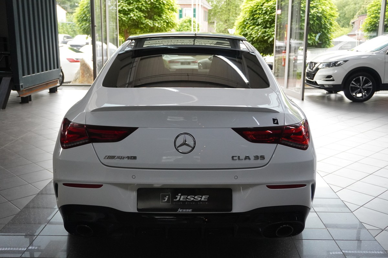 Mercedes-Benz CLA 35 AMG 4Matic Night-Paket Multibeam MBUX Pano 360 — photo 7