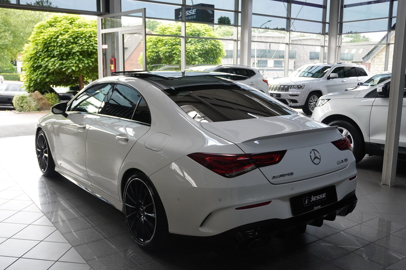Mercedes-Benz CLA 35 AMG 4Matic Night-Paket Multibeam MBUX Pano 360 — photo 8