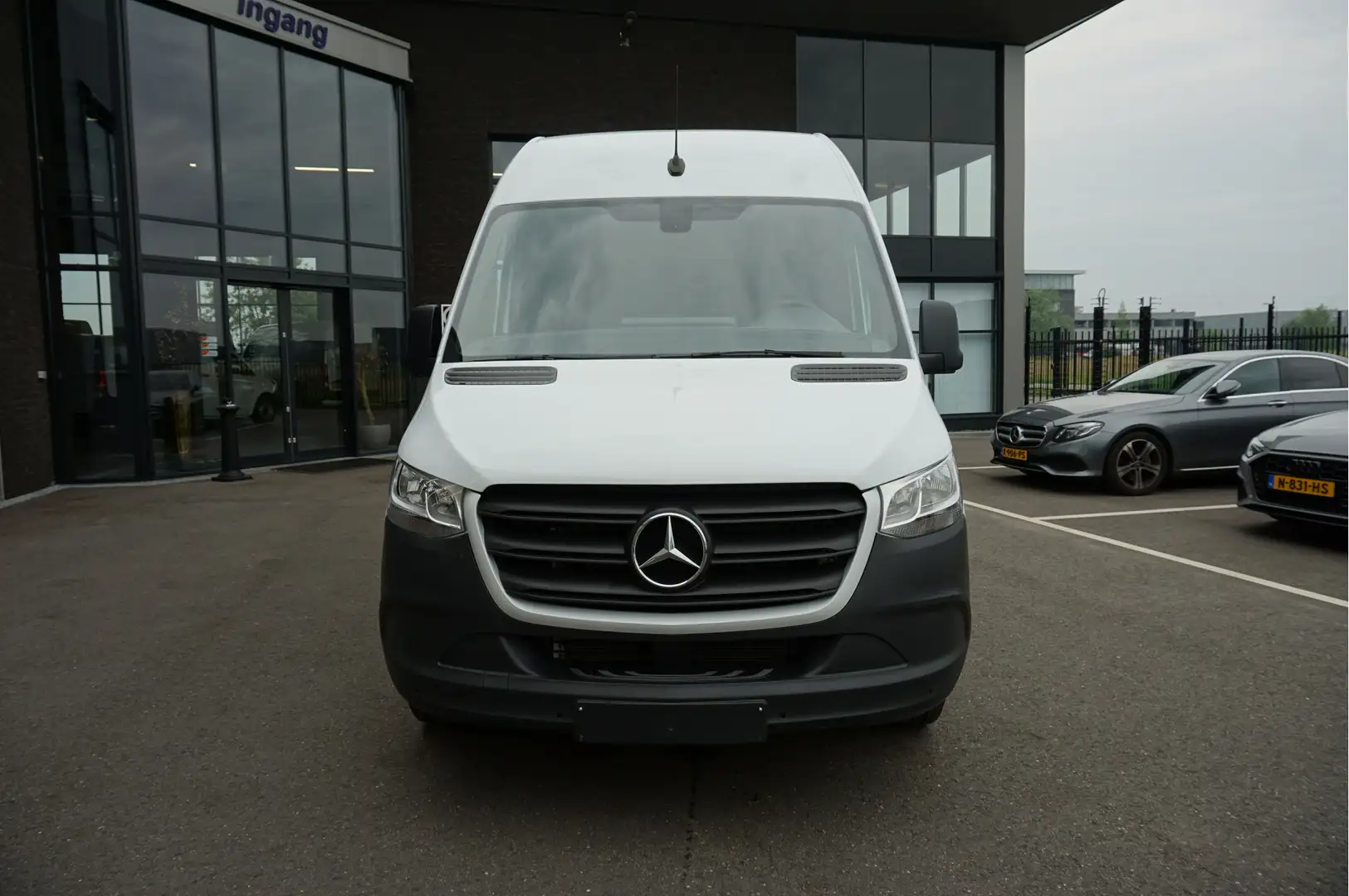 Mercedes-Benz Sprinter 317 CDI L2 H2 9G-TRONIC / MBUX / Camera / Parkeers Blanc - 2