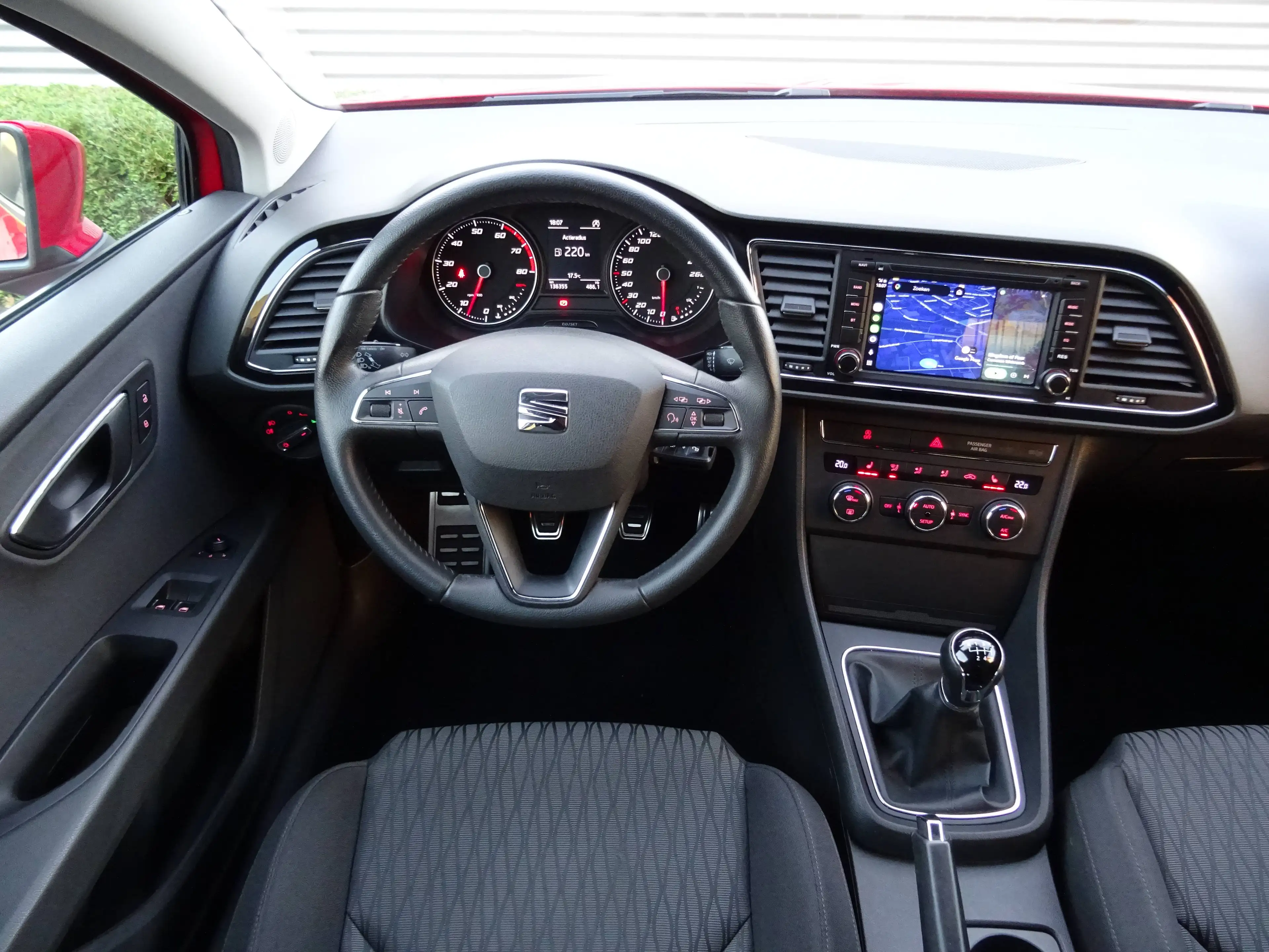SEAT Leon SC 1.2 TSI 105 PK Style Carplay Cruise Climate Stoelverwarmingen Parkeersensoren — photo 14