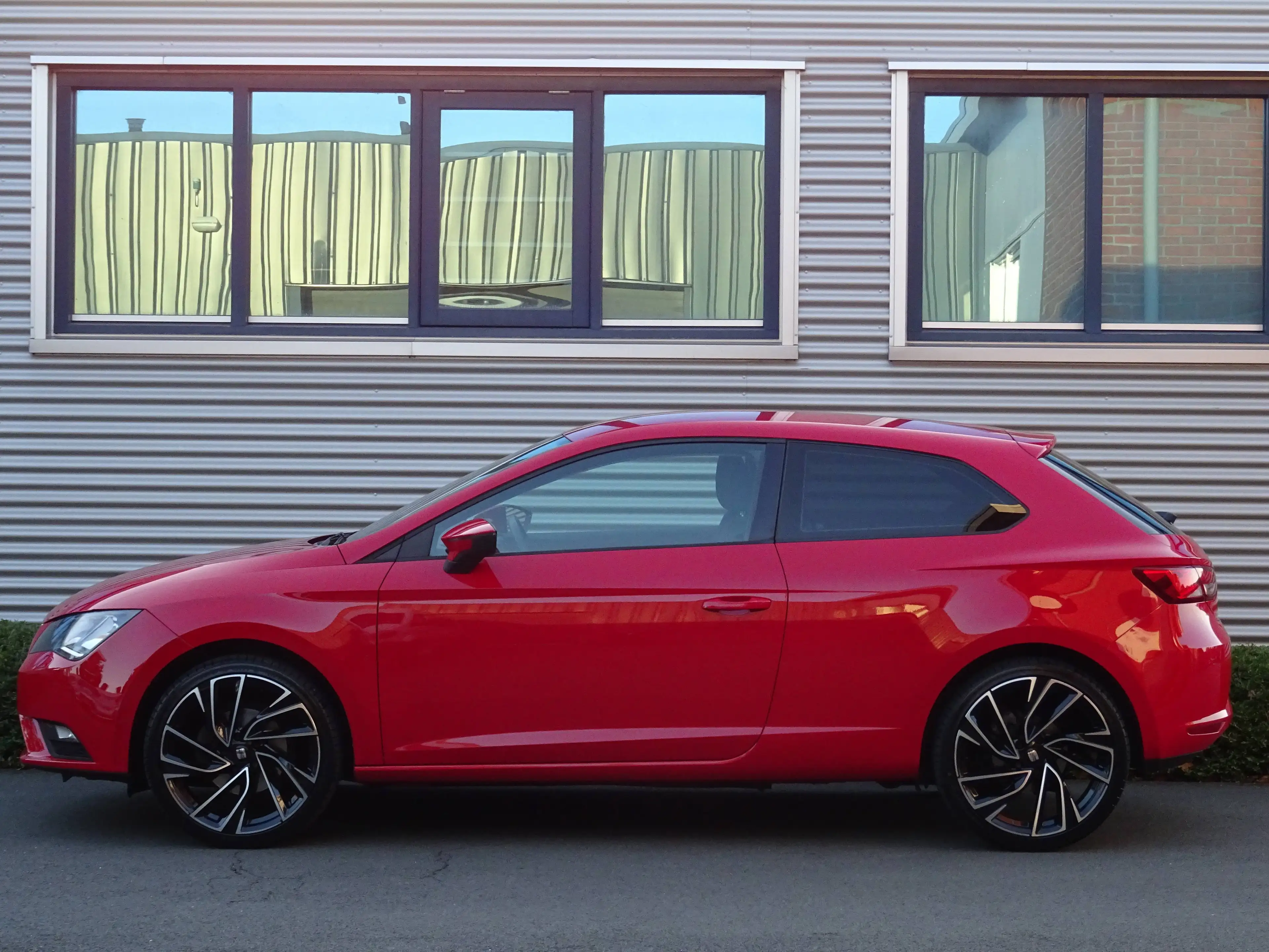 SEAT Leon SC 1.2 TSI 105 PK Style Carplay Cruise Climate Stoelverwarmingen Parkeersensoren — photo 2