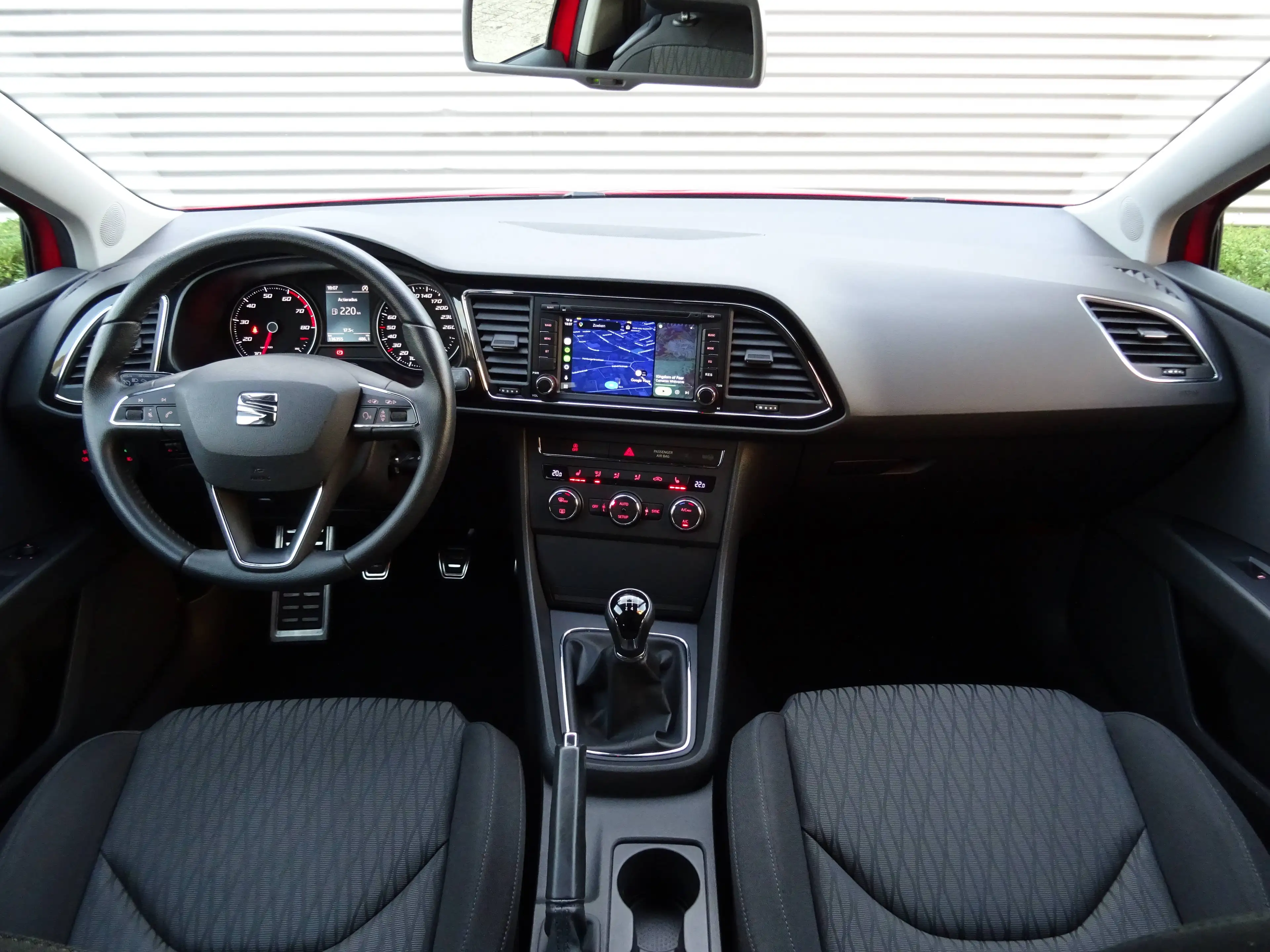 SEAT Leon SC 1.2 TSI 105 PK Style Carplay Cruise Climate Stoelverwarmingen Parkeersensoren — photo 12