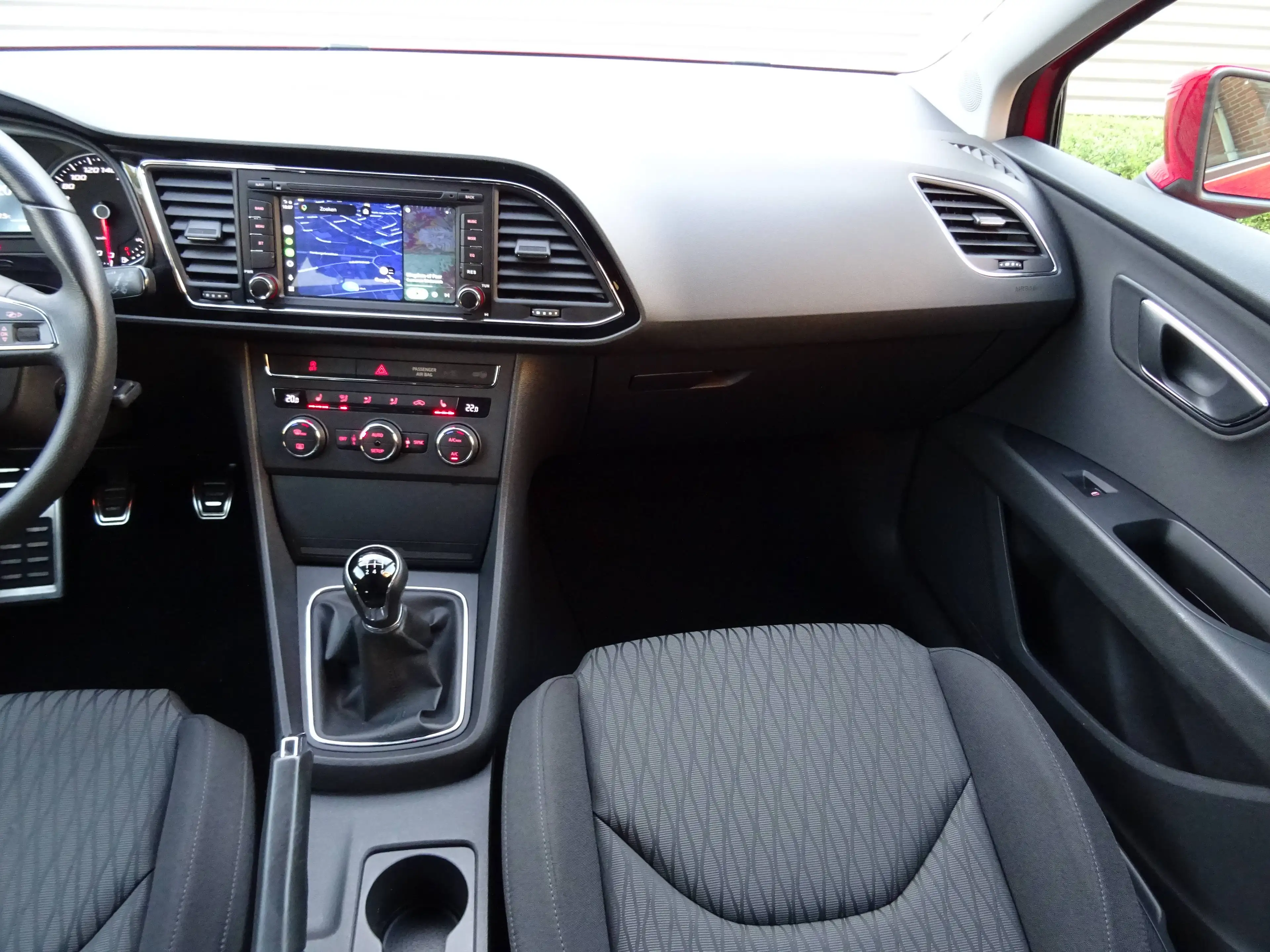 SEAT Leon SC 1.2 TSI 105 PK Style Carplay Cruise Climate Stoelverwarmingen Parkeersensoren — photo 13