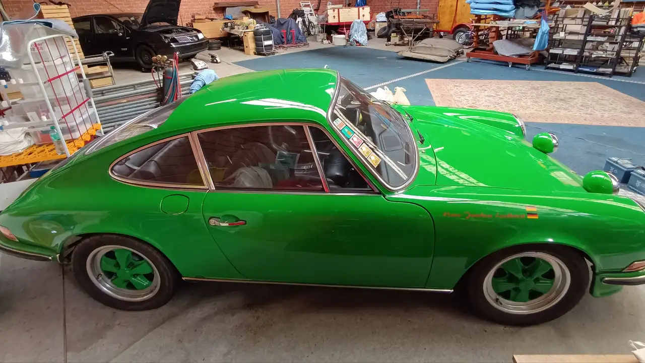 Porsche 911 2.4 T Ölklappe, foto 2