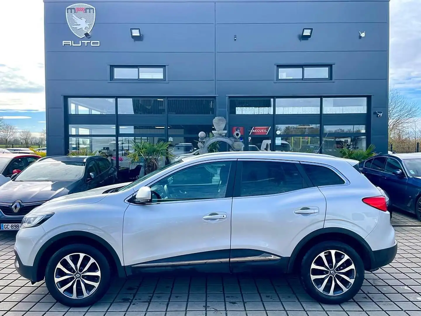Renault Kadjar 1.2i TURBO TCE 130 ENERGY BUSINESS siva - 1