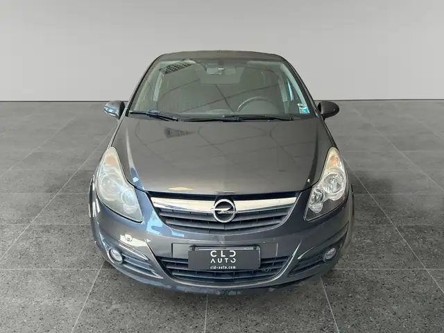 Opel Corsa view 2