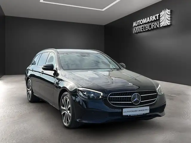 Mercedes-Benz E-Class view 2