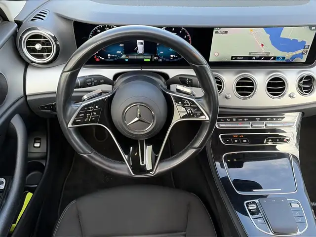 Mercedes-Benz E-Class view 15