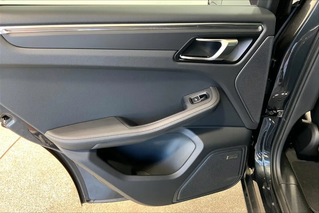 Porsche Macan снимка Porsche Macan
